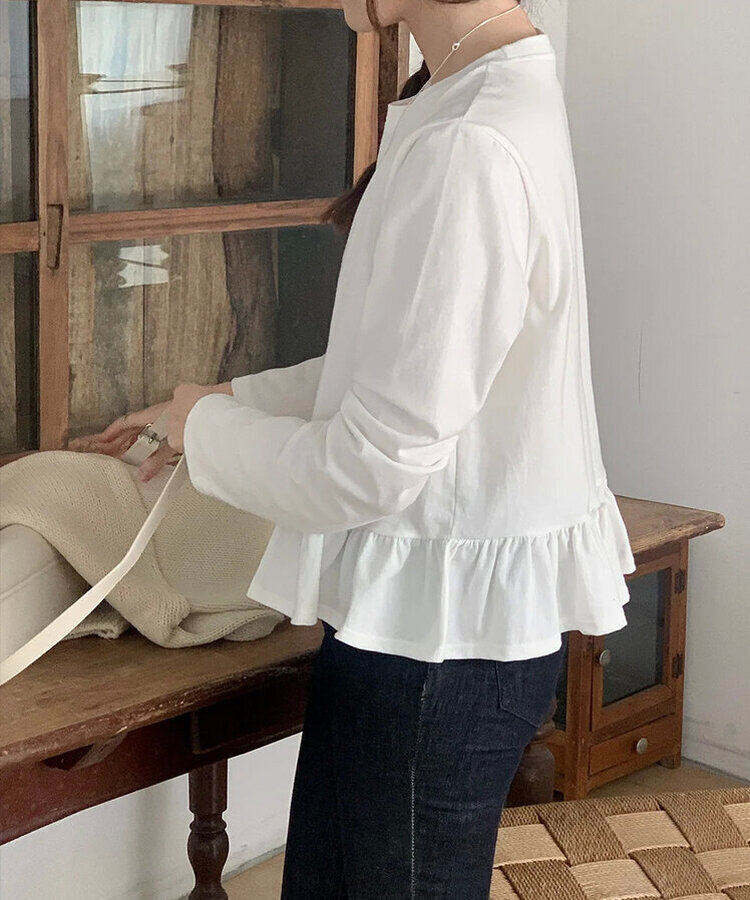 フリル長袖Ｔシャツ IVORY