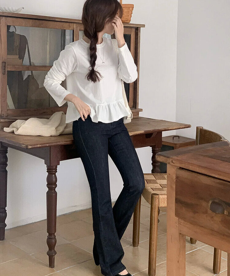 フリル長袖Ｔシャツ IVORY