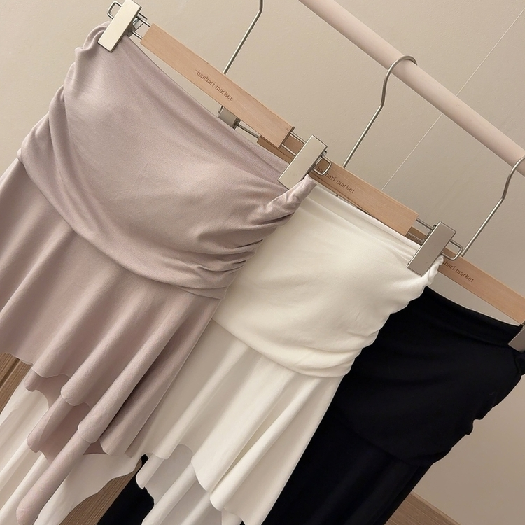 【カップ付き】ロングテールキャミソールブラウス