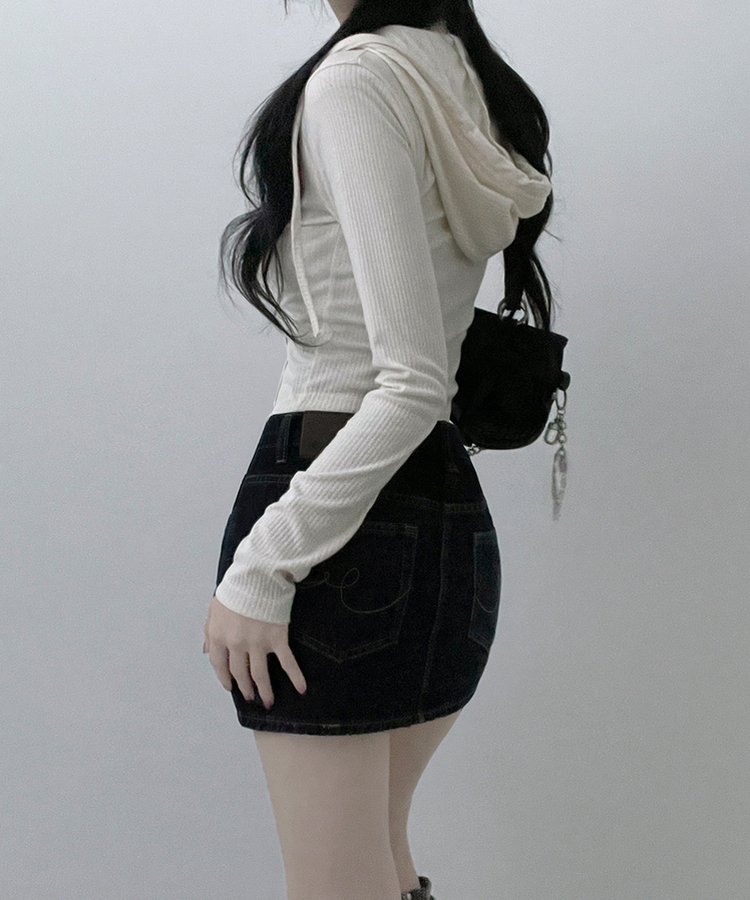 アンバランスフードジップアップ IVORY