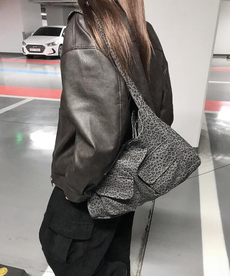 ヒョウ柄ショルダーバッグ BROWN