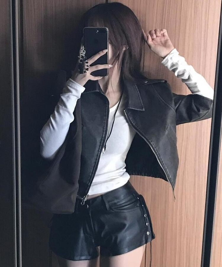 レザーアイレットショートパンツ BLACK