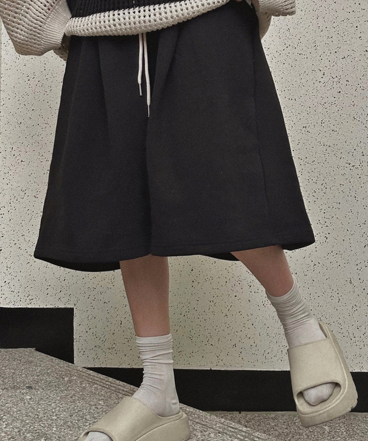 ピンタックバミューダパンツ BLACK