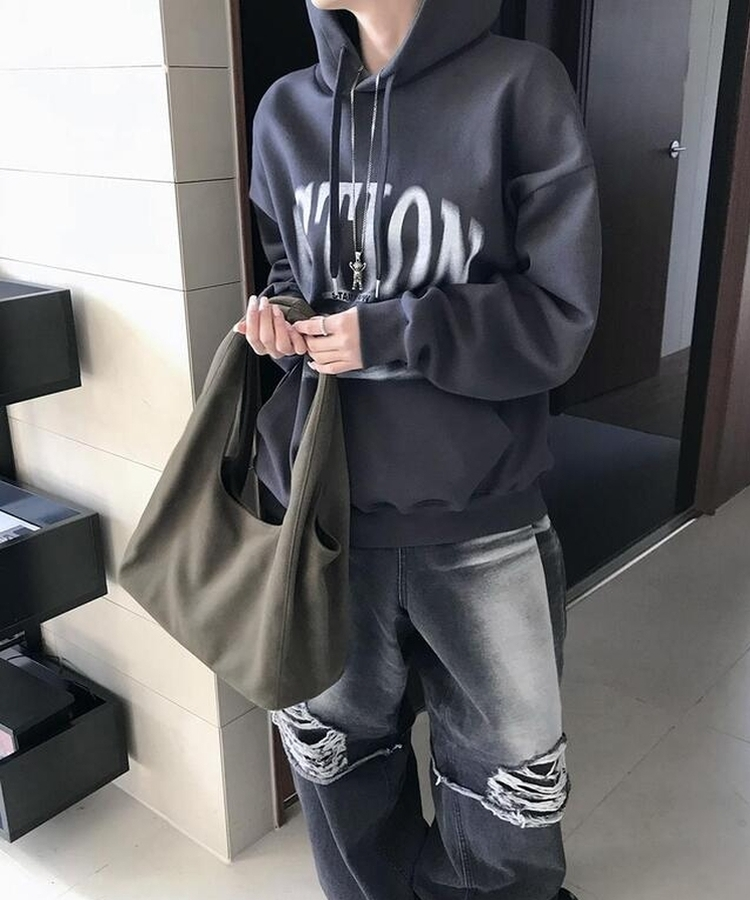 テイクレタリングフード CHARCOAL