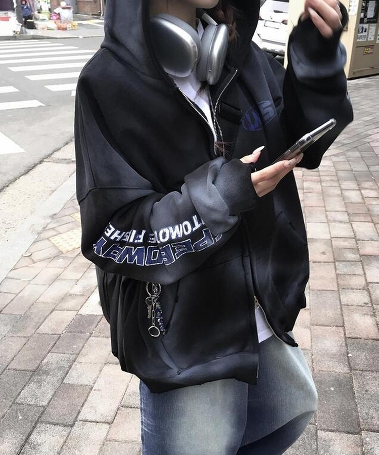 ウィナーフードジップアップ BLACK