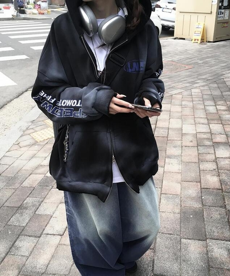ウィナーフードジップアップ BLACK