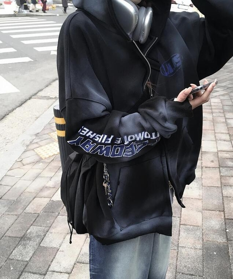 ウィナーフードジップアップ BLACK