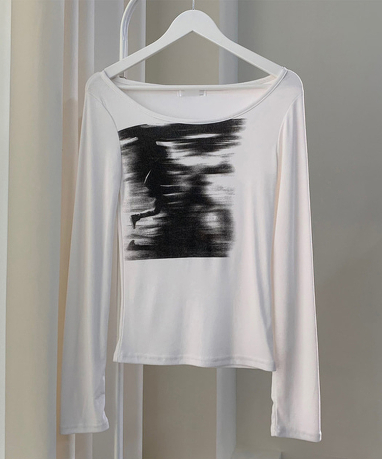 プリンティングソフトスリムTシャツ