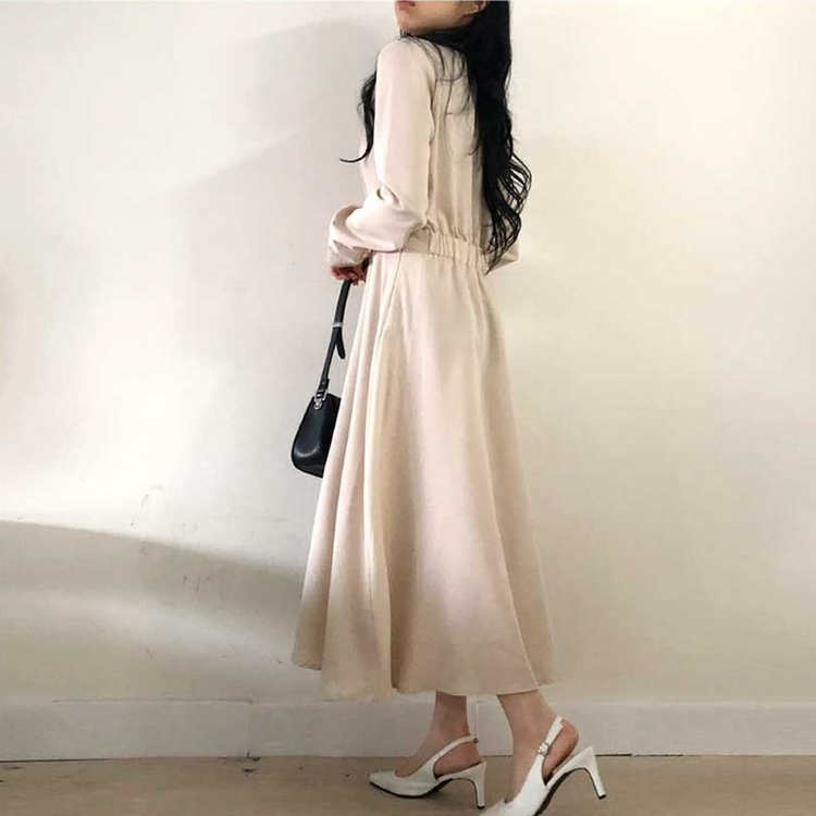 ボタンカラーフレアロングワンピース BEIGE