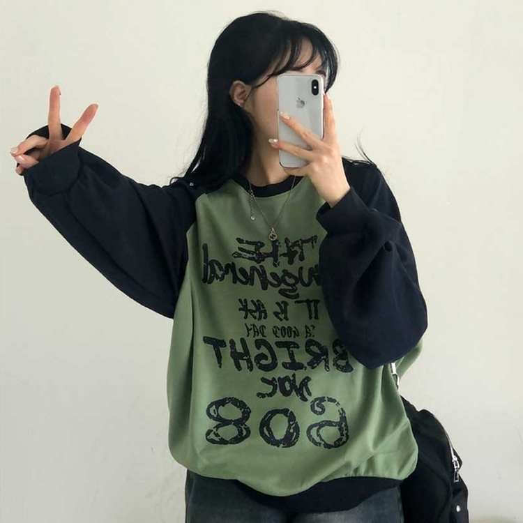 ラグランバイカラーレタリングトレーナー NAVY