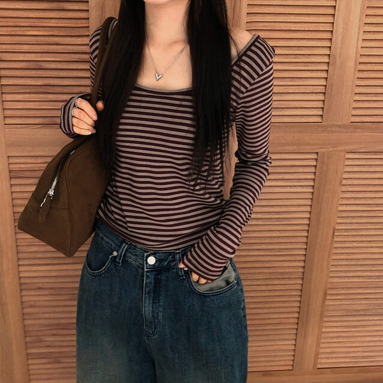 Uネックストライプ長袖Tシャツ BROWN