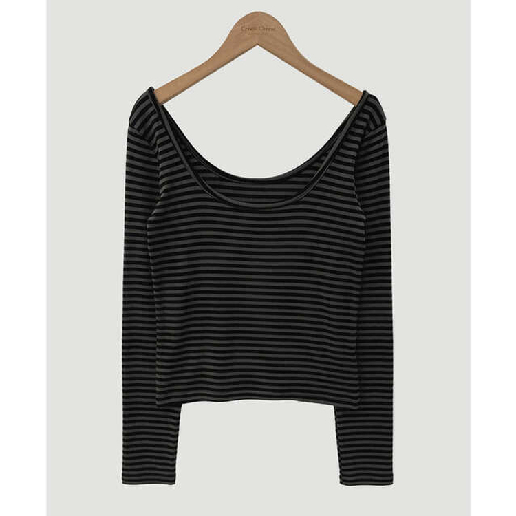 Uネックストライプ長袖Tシャツ