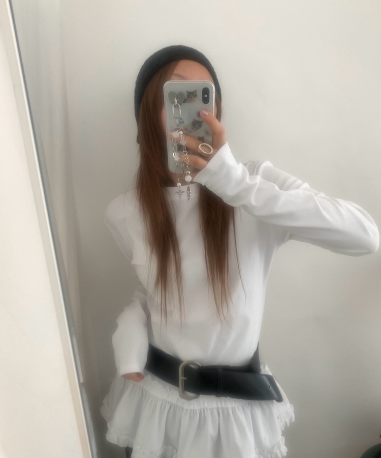 スリムレイヤードフリル長袖Tシャツ IVORY