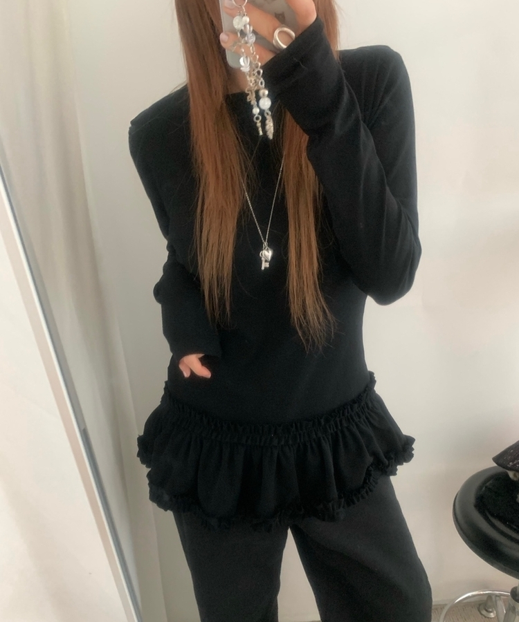 スリムレイヤードフリル長袖Tシャツ BLACK