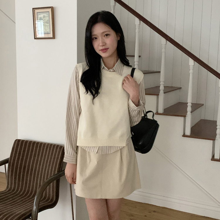 (コーデの悩みゼロ！/シャツ+ニットベストSET♥) エルア ストライプシャツ ニットベストセット   CREAM