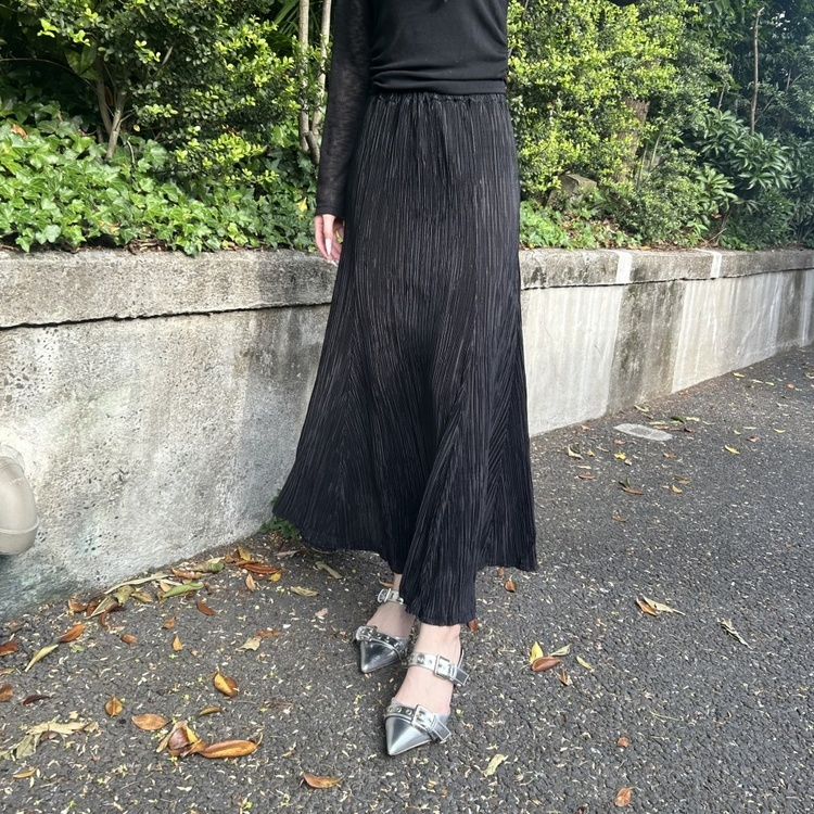 플리츠 롱 스커트 블랙