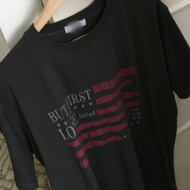 レタリングユニーク半袖Tシャツ