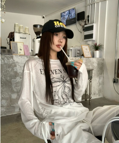 長袖Tシャツ シューズプリントシャーリングTシャツ IVORY