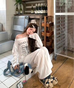 長袖Tシャツ シューズプリントシャーリングTシャツ IVORY