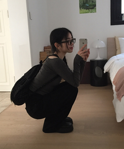 アンバランスバイカラーオフTシャツ CHARCOAL