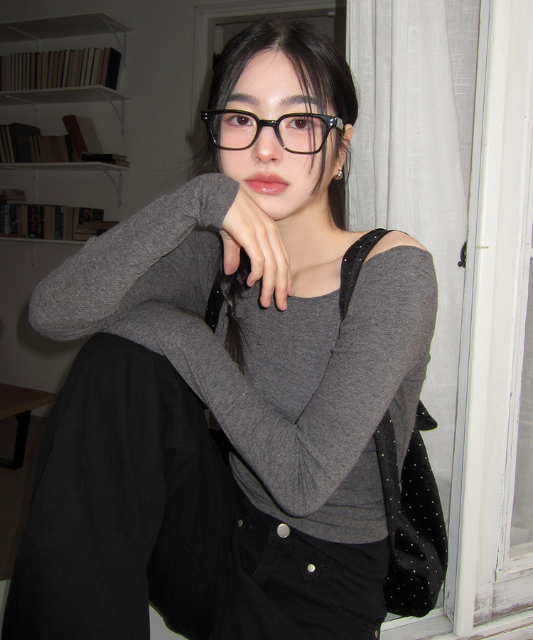 アンバランスバイカラーオフTシャツ CHARCOAL