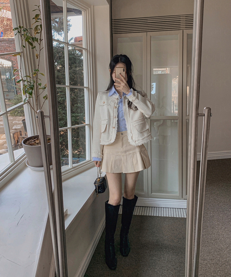 ラウンドネックボタンツイードジャケット IVORY