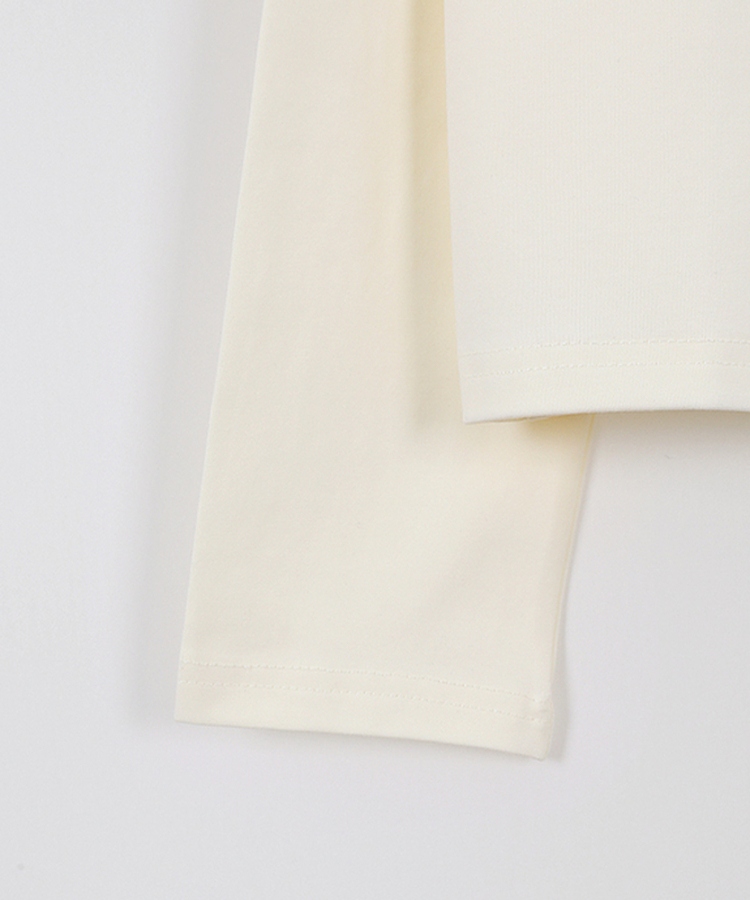 ルーズフィット長袖Tシャツ