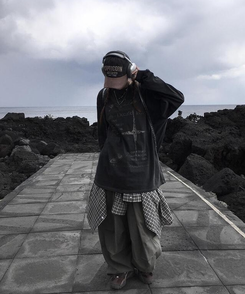 長袖Tシャツ ピグメント長袖Tシャツ CHARCOAL