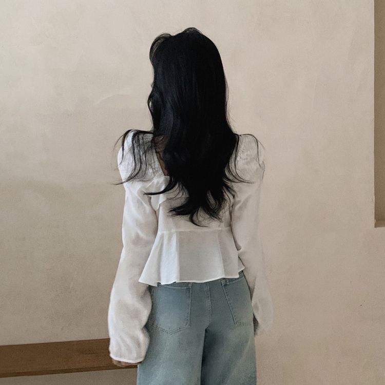 スクエアリボンフリルブラウス WHITE