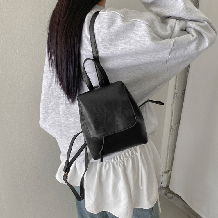 バックバッグ・スクールバッグ ビンテージレザーミニバックパック BLACK