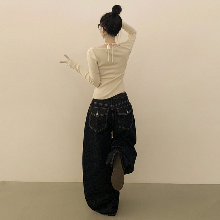 실크처럼 부드러운 홀터넥 리본 스트랩 끈 유넥 슬림핏 긴팔 니트 아이보리