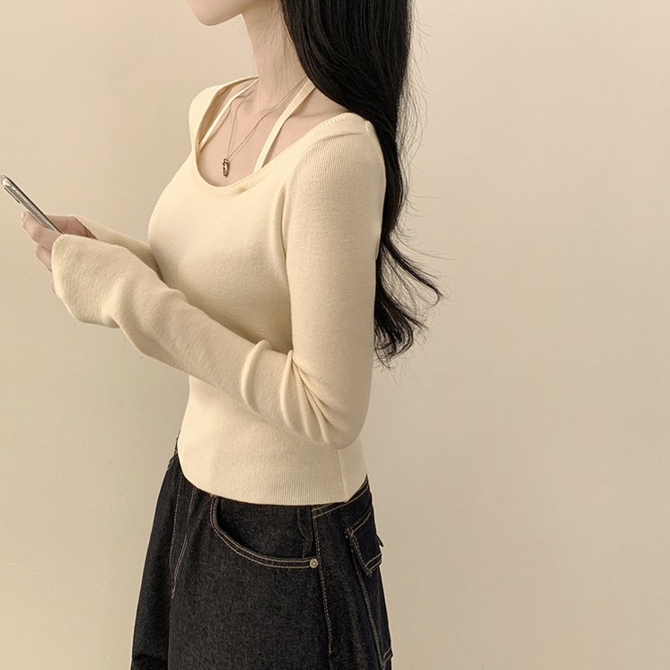 실크처럼 부드러운 홀터넥 리본 스트랩 끈 유넥 슬림핏 긴팔 니트 아이보리