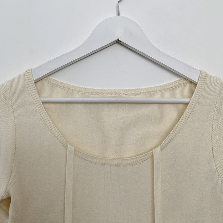 실크처럼 부드러운 홀터넥 리본 스트랩 끈 유넥 슬림핏 긴팔 니트