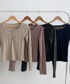 オープンボタンニット長袖Tシャツ