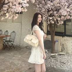 투포켓 토드숄더백 아이보리