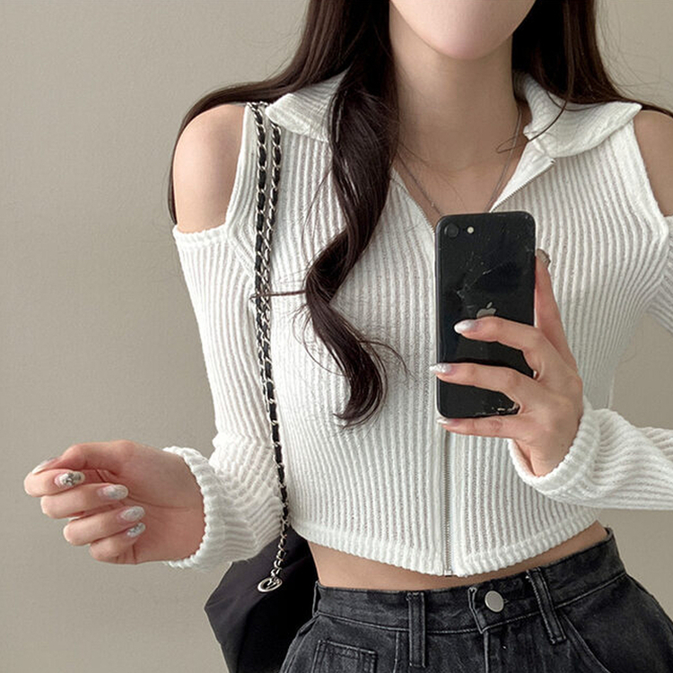 ショルダースリットクロップジップアップ IVORY