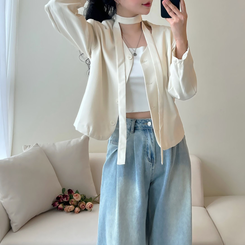 【マフラー付き】ボタンVネッククロップジャケット IVORY