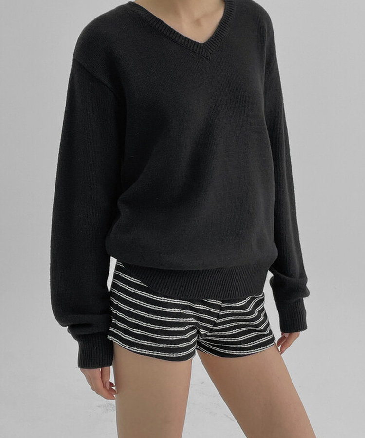 ルーズフィットVネックニット BLACK