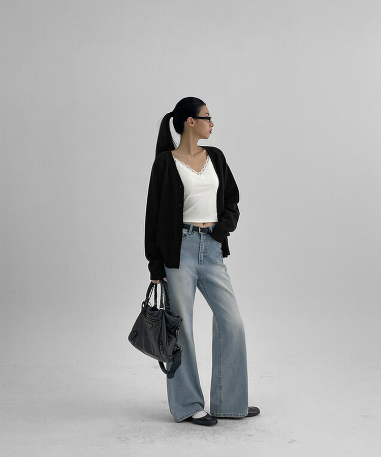 Vネックニットカーディガン BLACK