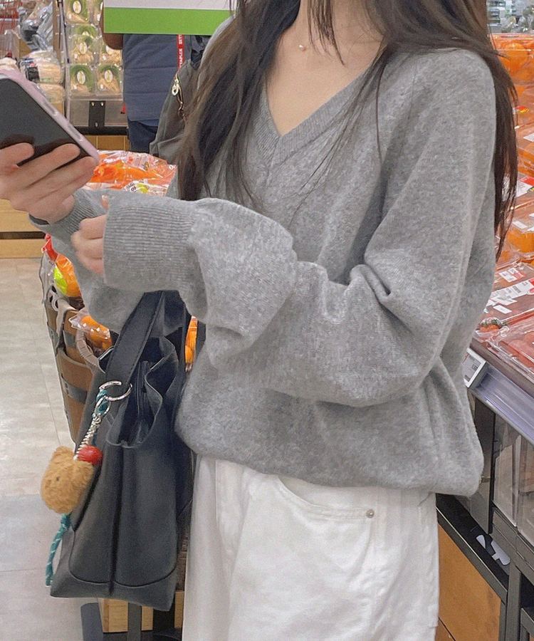 シュナーVネックニット GREY