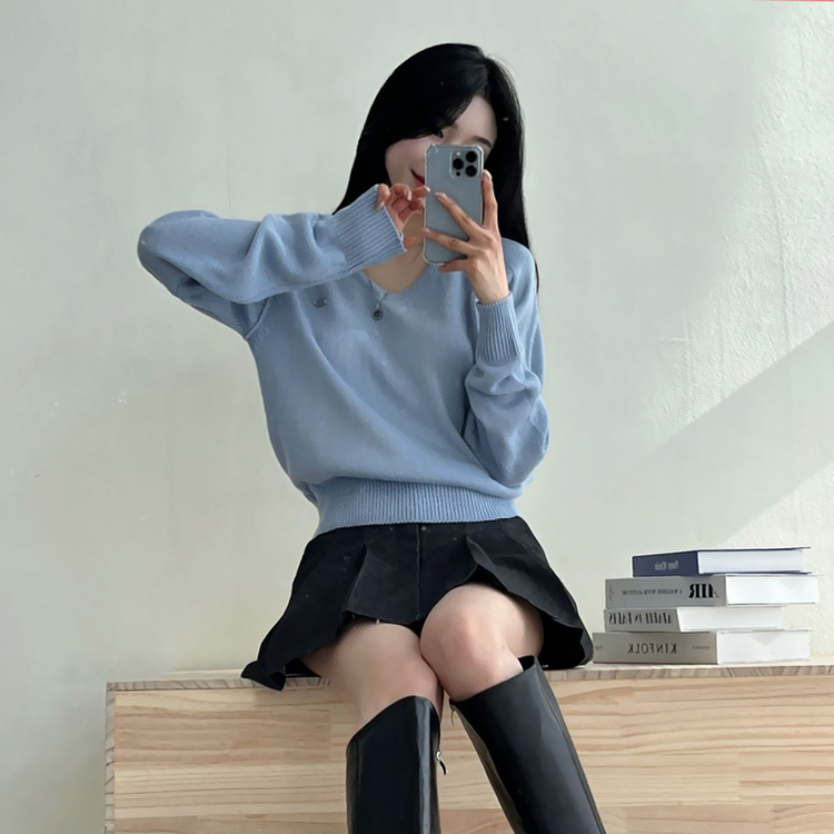 ペンダントVネックニット(6color) SKY BLUE