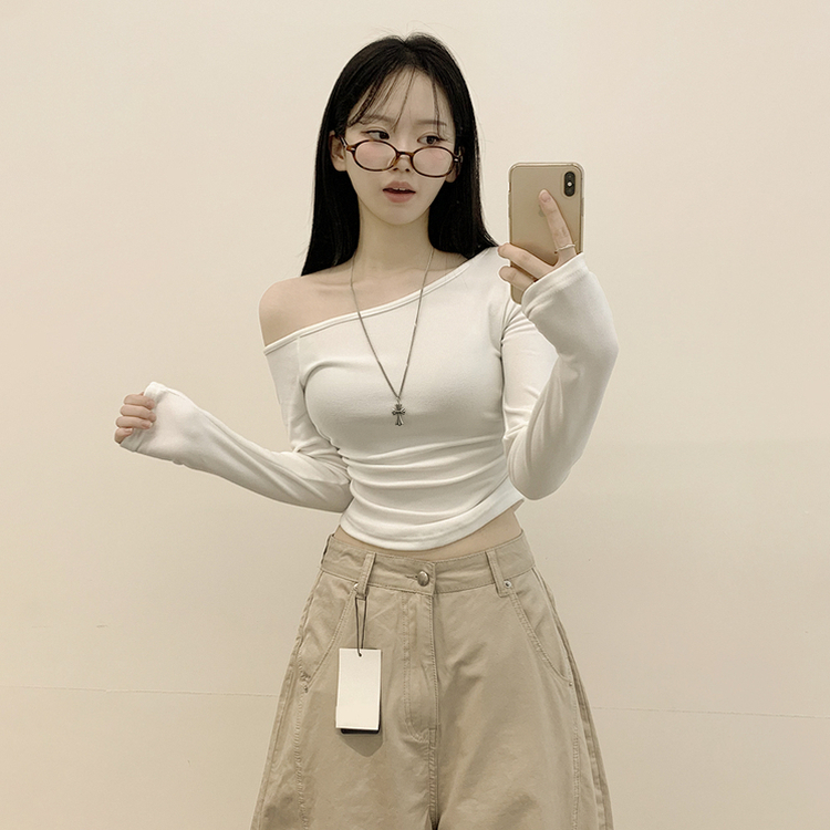 ワンオフショルダークロップ長袖Tシャツ IVORY