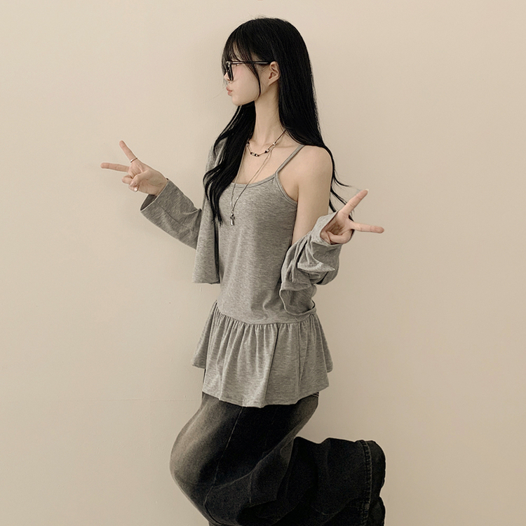 ティアードフリルキャミソール MERANGE GRAY
