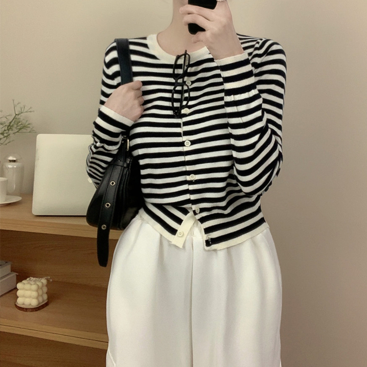 無地ニットカーディガン STRIPE