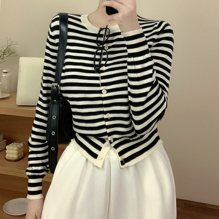 無地ニットカーディガン STRIPE