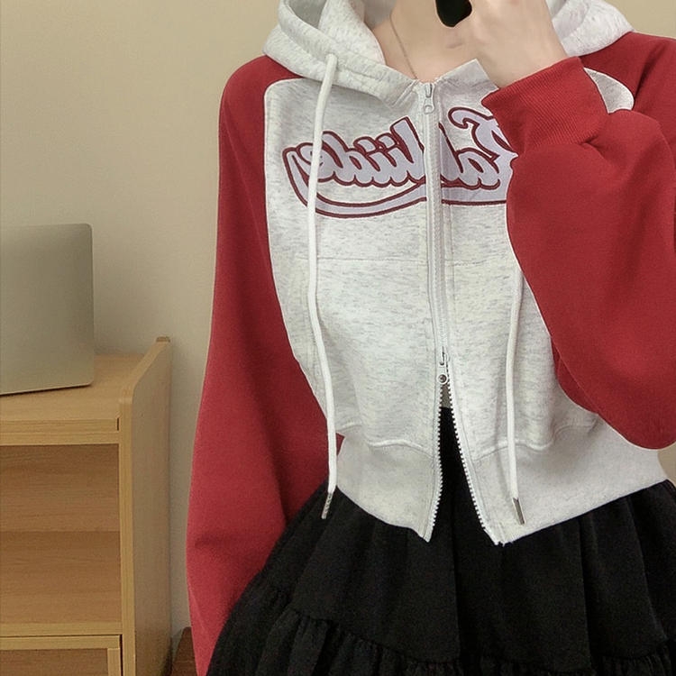 レタリングフードクロップジップアップ RED