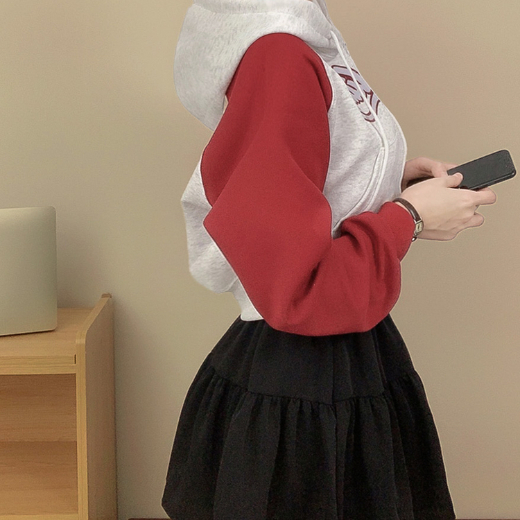 レタリングフードクロップジップアップ RED