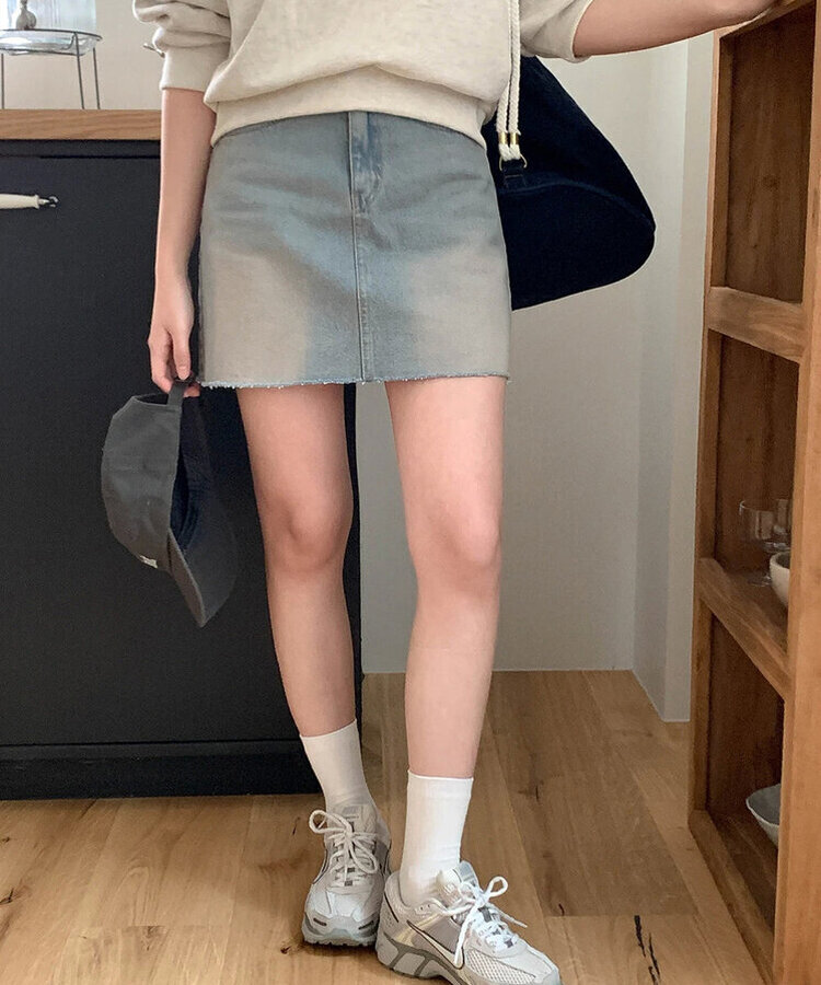 ランズデニムミニスカート LIGHT DENIM