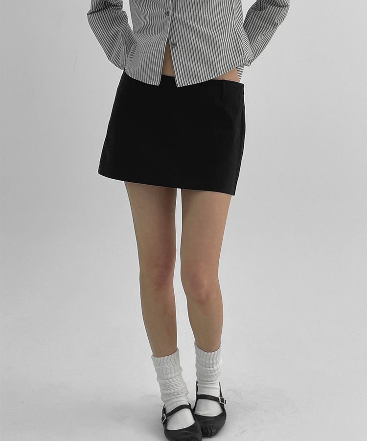ローウエストミニスカートパンツ BLACK