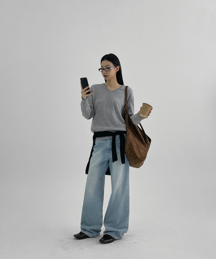 ストレートワイドデニムパンツ LIGHT BLUE